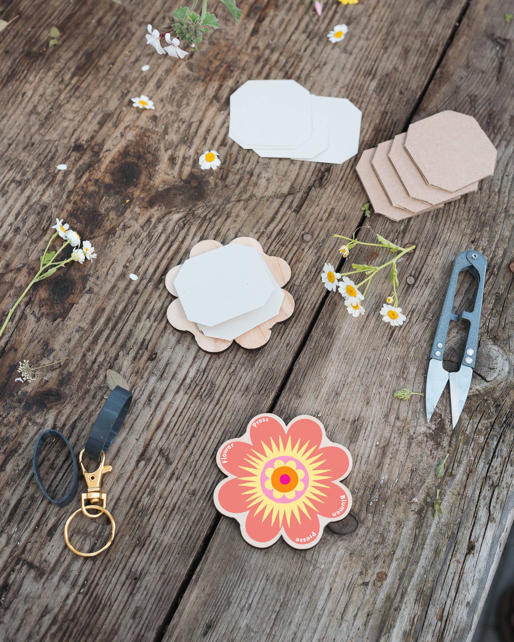 Keyring Flower Press - Oranges & Pinks